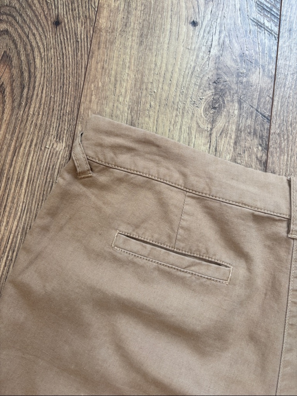 Women's J.Crew Linen-Blend Bermuda Shorts - Picture 6 of 6